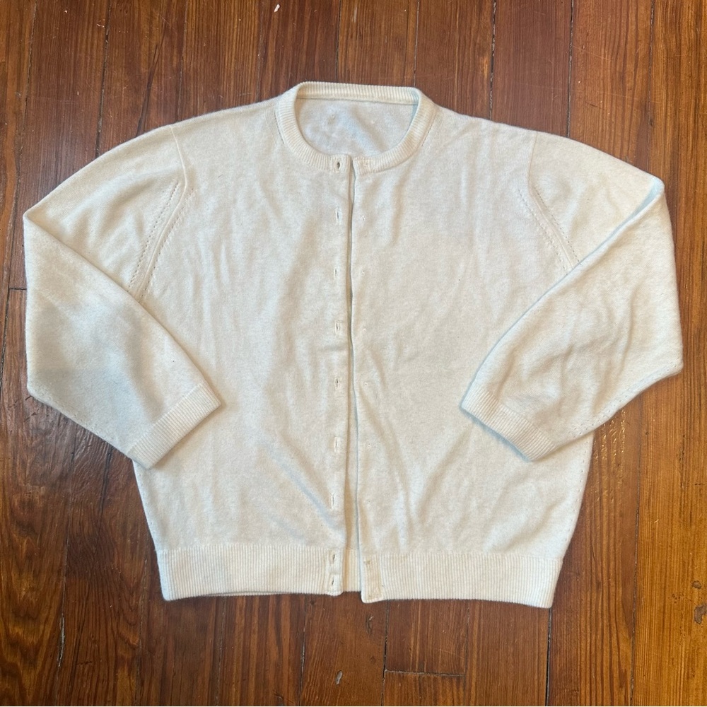 Soft White Cashmere (Angora?) Cardigan vintage midcentury